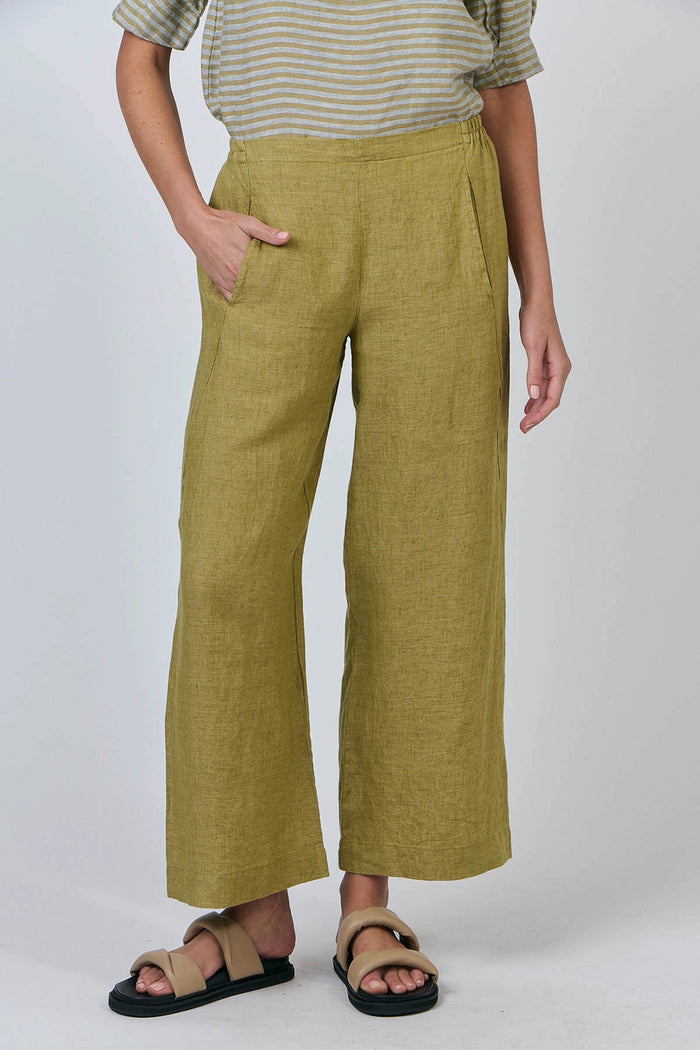 Naturals by O & J Linen Pants in Bamboo GA398