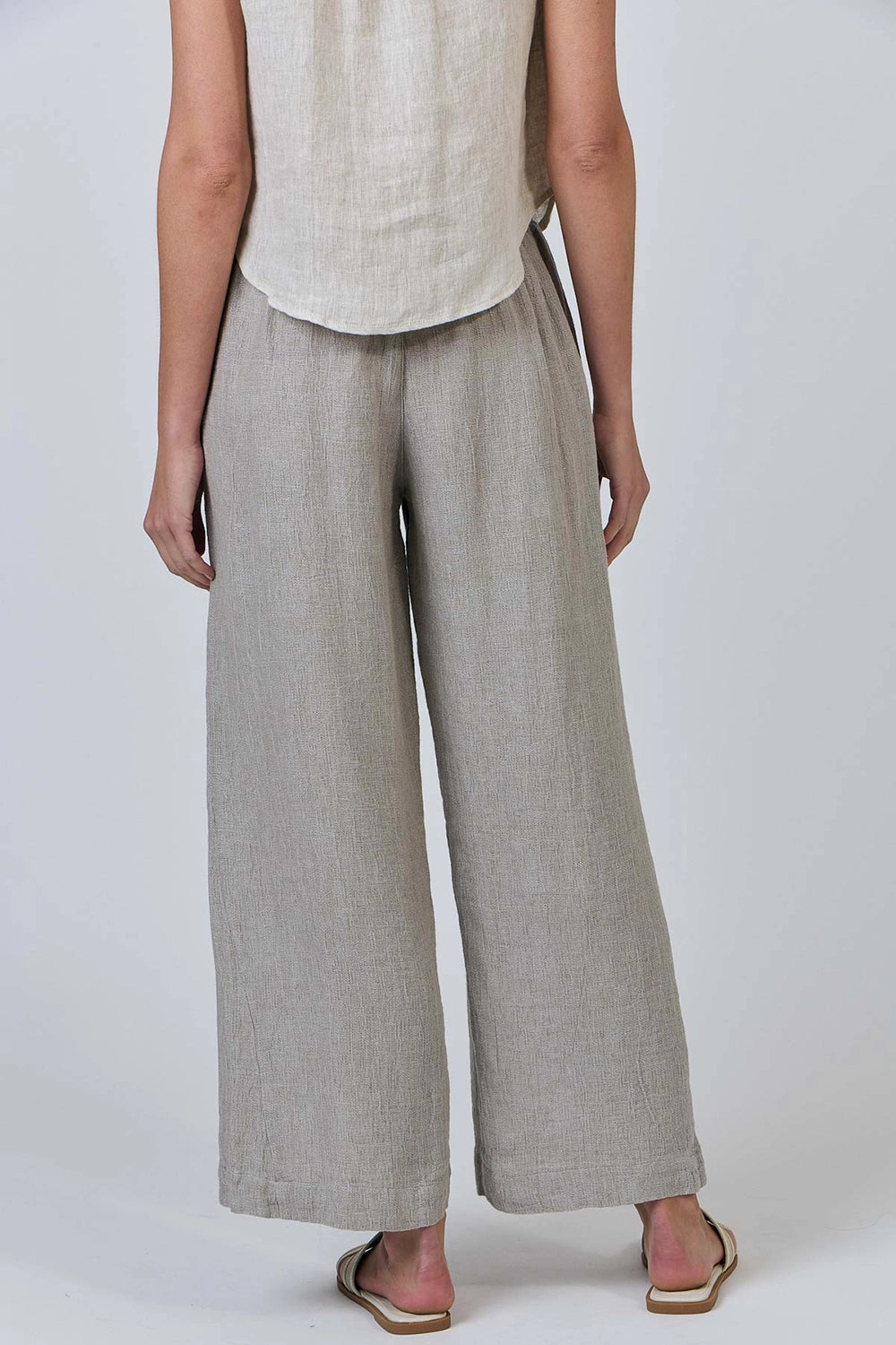 Naturals by O & J Linen Pants in Cement GA398