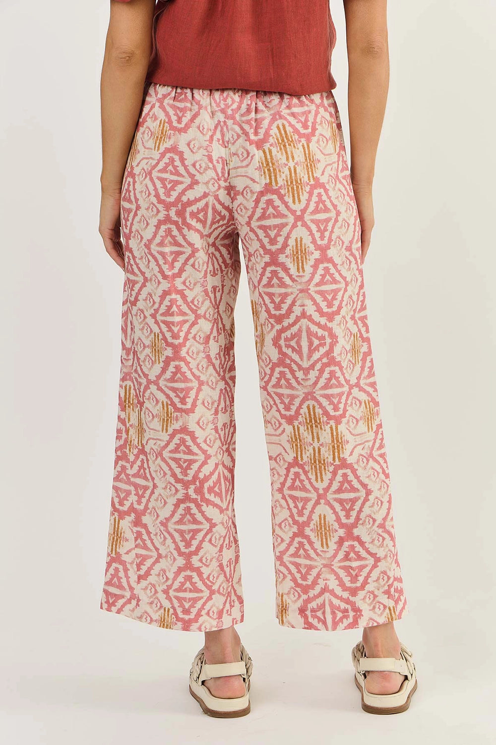 Naturals by O & J Linen Pants in Ikat GA398