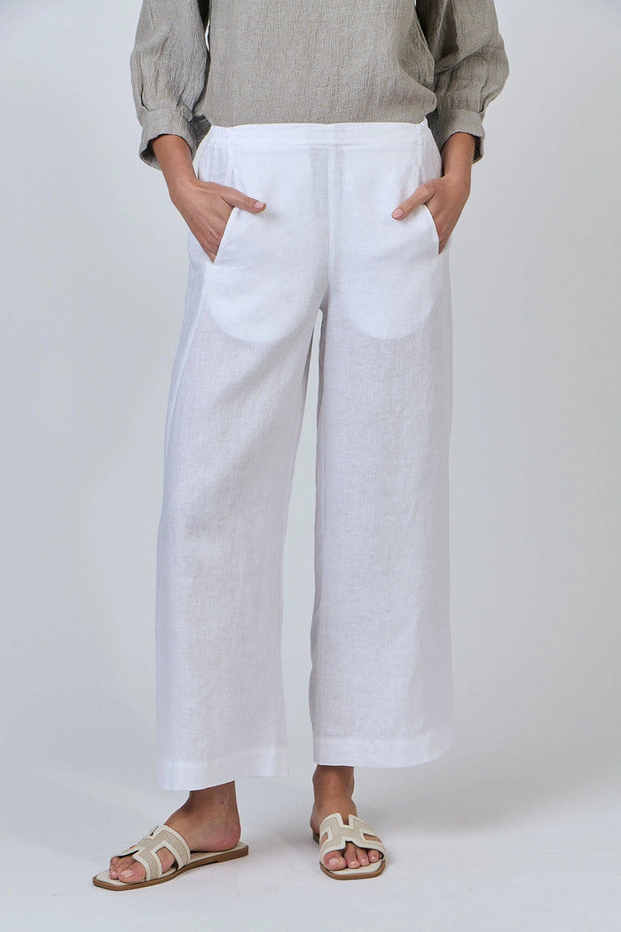 Naturals by O & J Linen Pants in White GA398