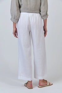 Naturals by O & J Linen Pants in White GA398