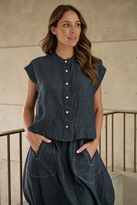 Naturals by O & J Linen Top in Poseidon GA429