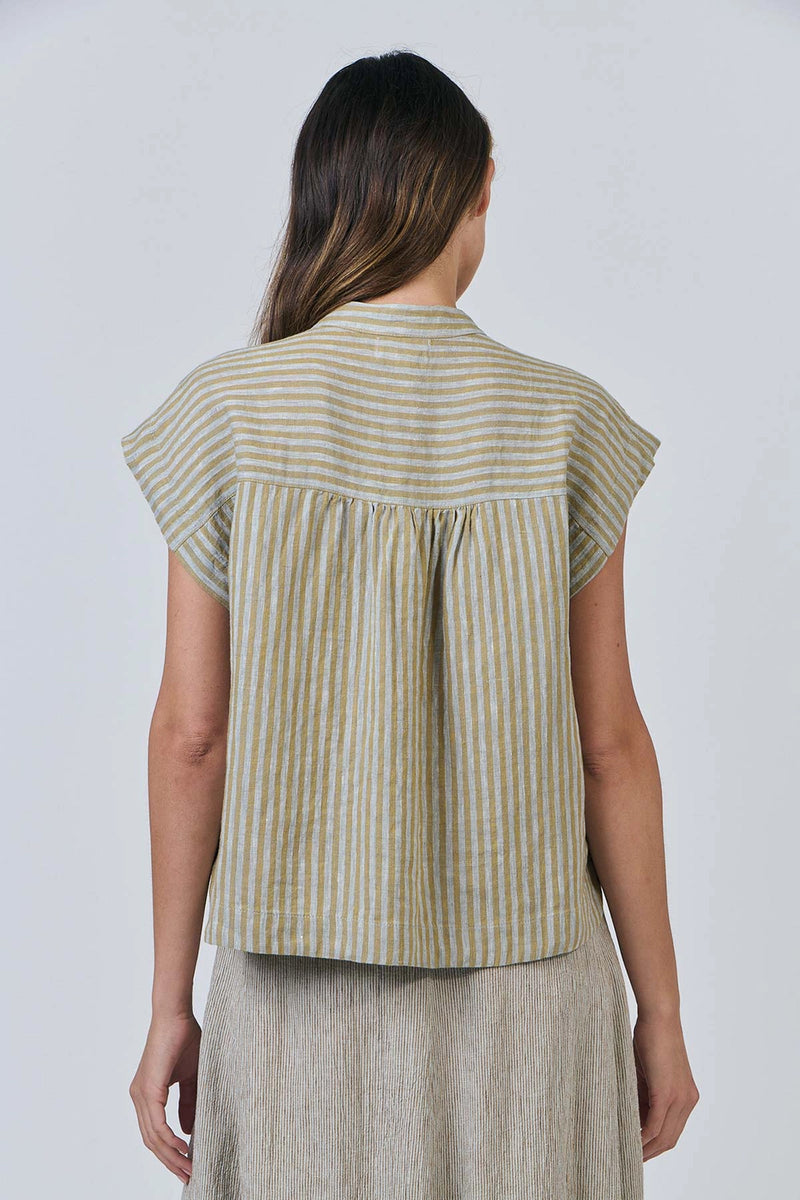Naturals by O & J Linen Top in Reed GA429