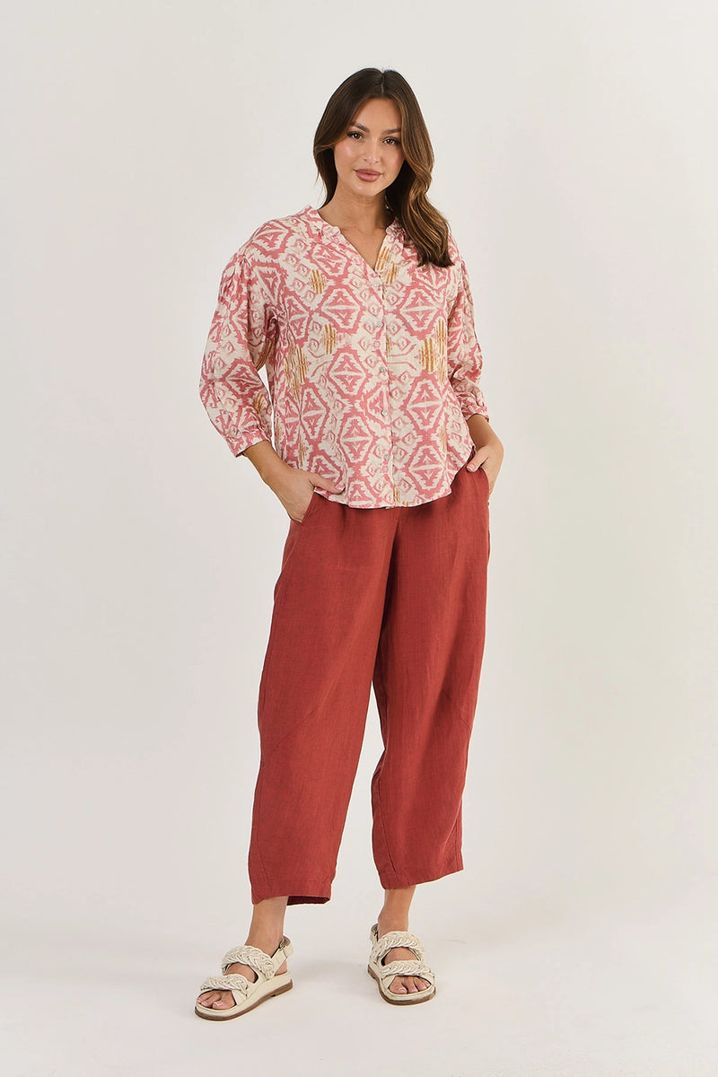 Naturals by O & J Linen Top in Ikat GA436