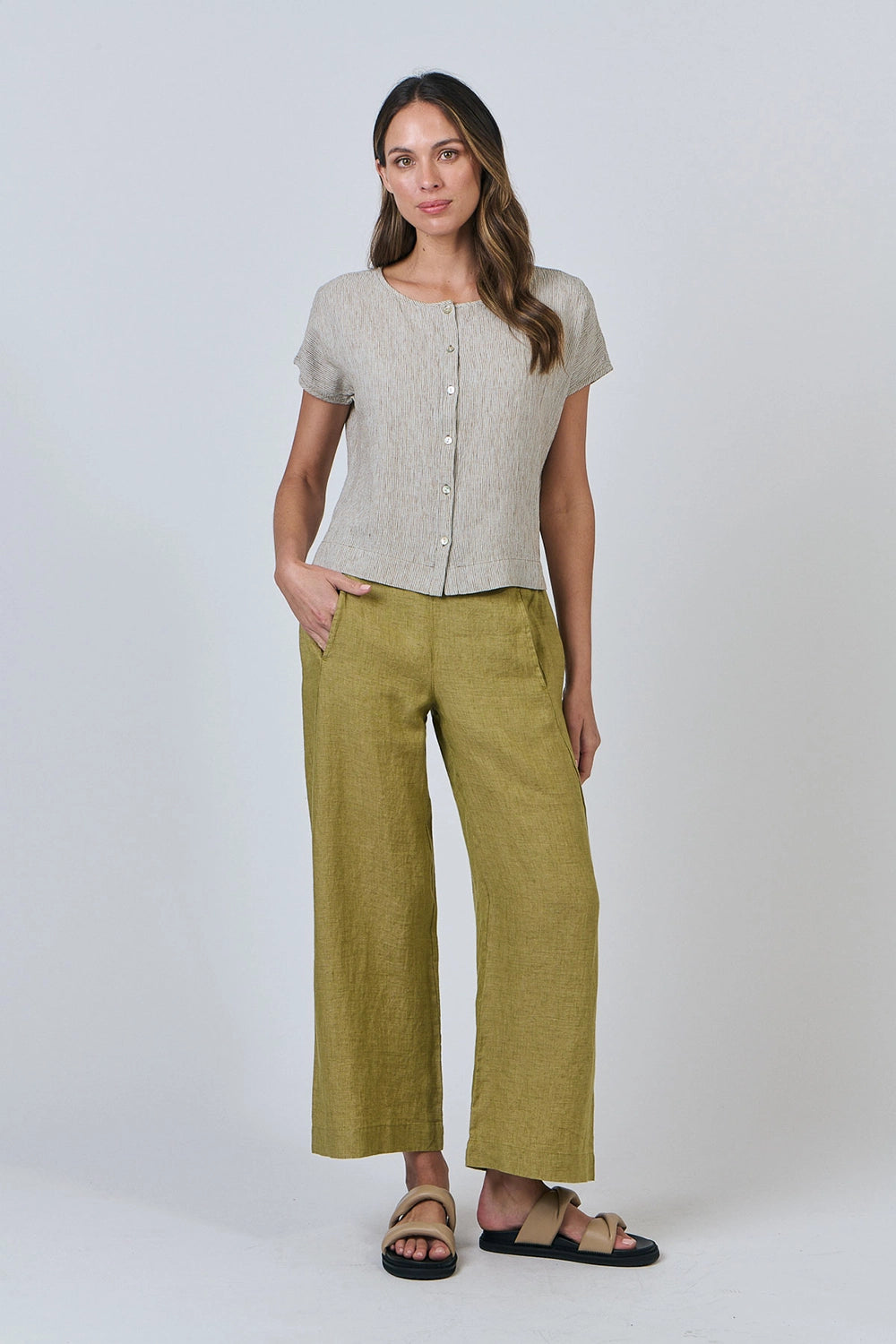 Naturals by O & J Linen Top in Blister GA504