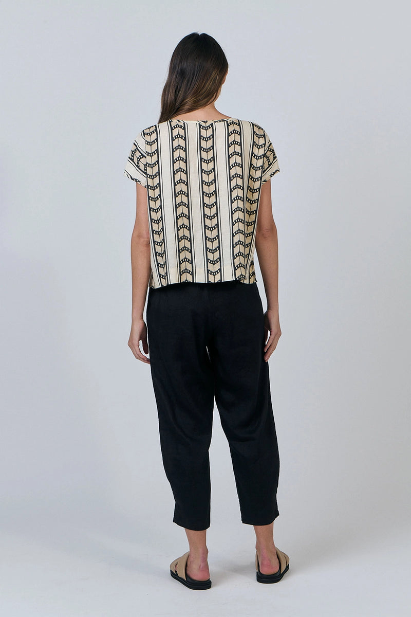 Naturals by O & J Linen Pants in Black GA615