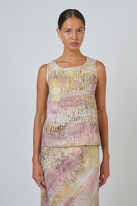 Naturals by O & J Linen Top in Jardin GA506