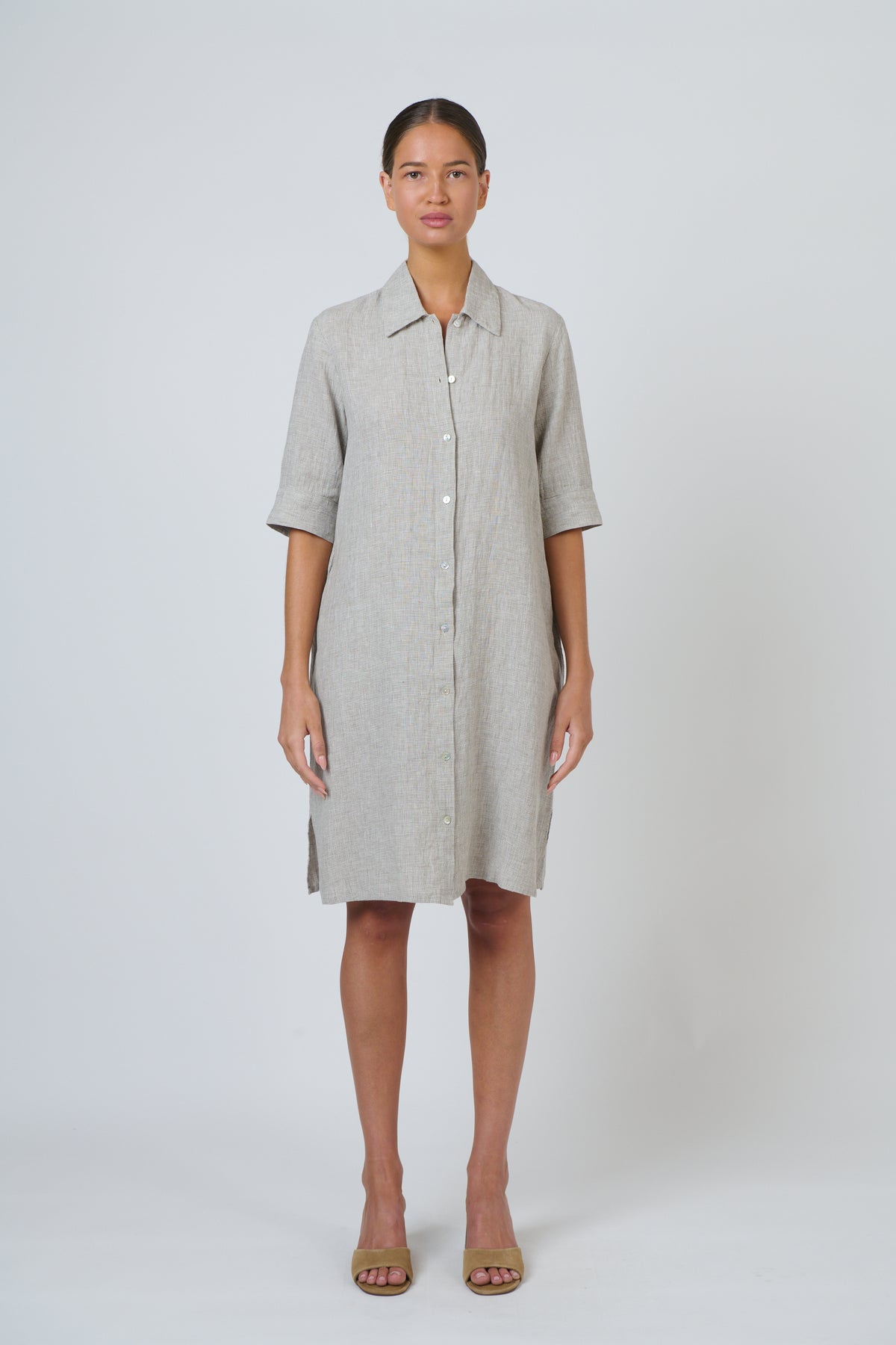 Naturals by O & J Linen Dress in Mousse GA513