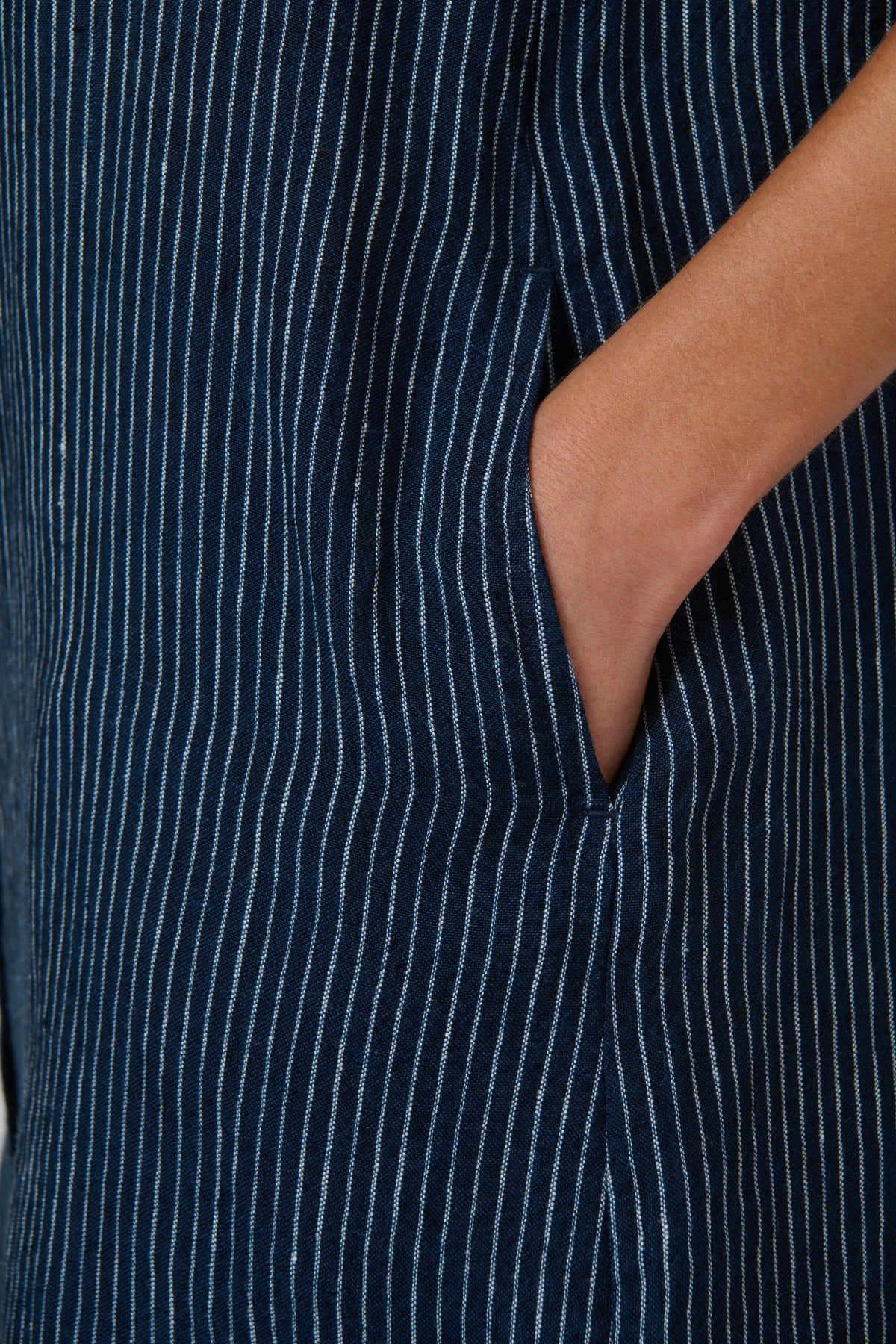 Naturals by O&J Linen Dress in Streamlined GA513