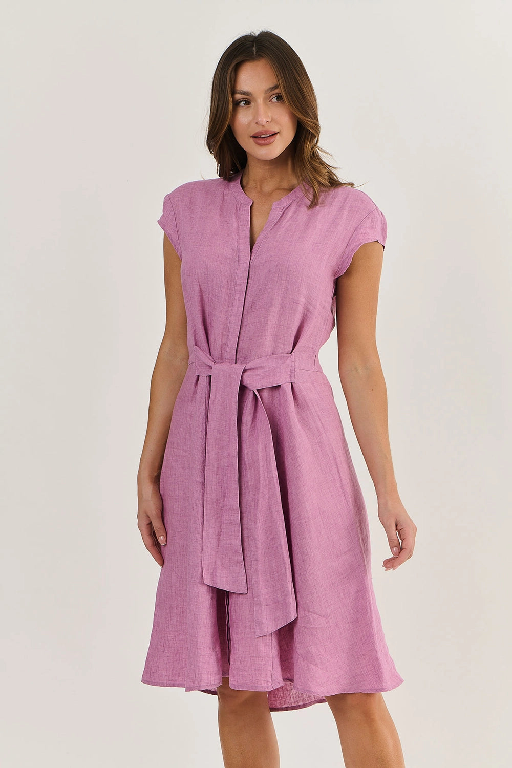 Naturals by O & J Linen Dress with Cap Sleeve in Fig Ga521