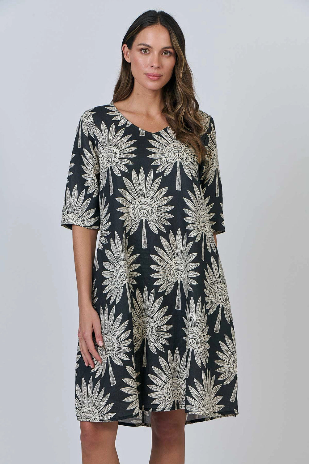 Naturals by O & J S/Less Linen Dress with Collar in Date Palm Ga526
