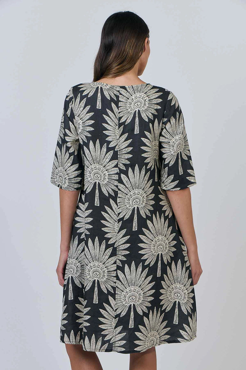 Naturals by O & J S/Less Linen Dress with Collar in Date Palm Ga526