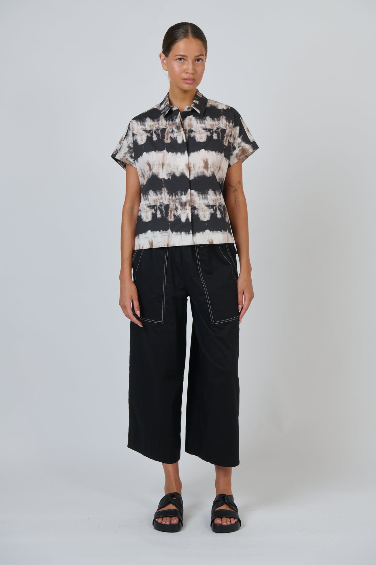 Naturals by O & J Poplin Skirt in Black GA713