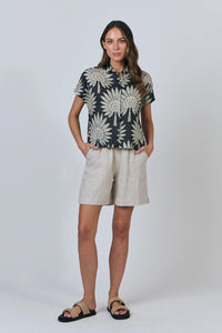Naturals by O & J Linen Top in Date Palm GA533