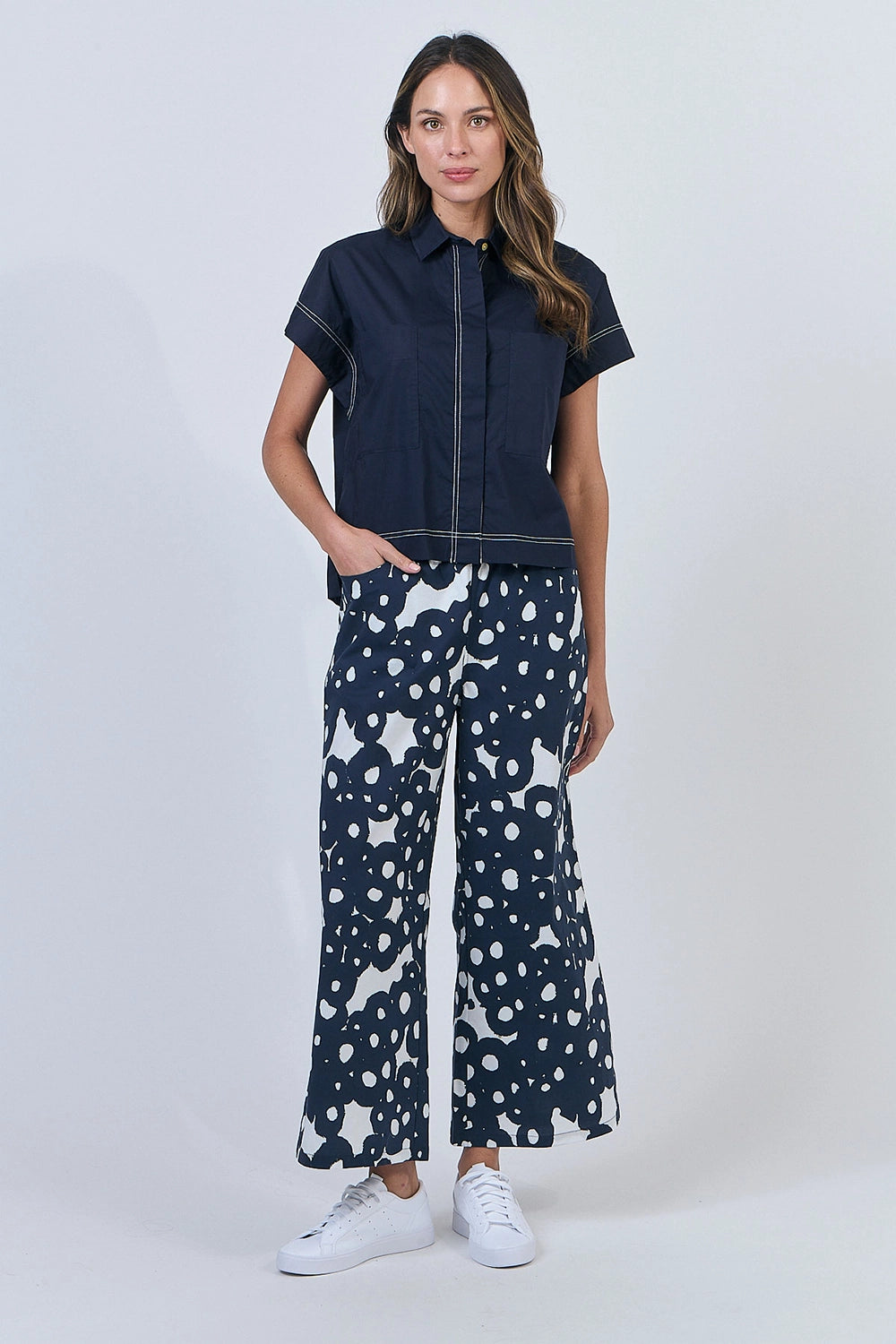 Naturals by O & J Cotton Trousers in Ink Barnacles GA637