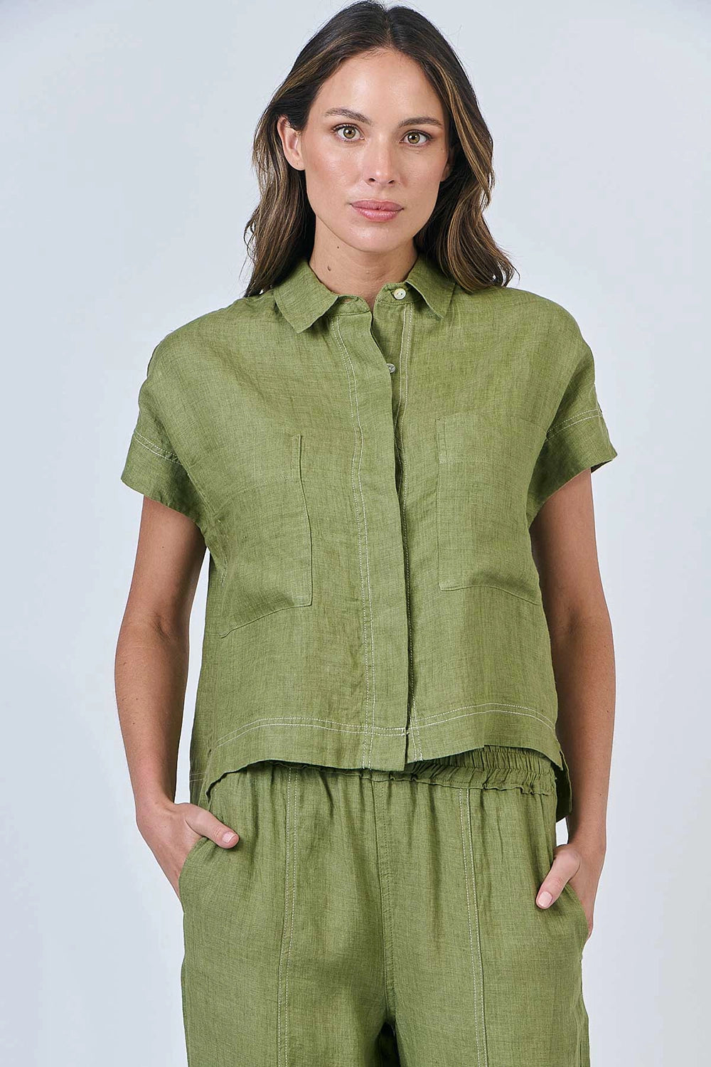 Naturals by O & J Linen Shirt in Moss GA533