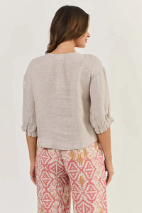 Naturals by O & J Linen Top in Dune GA539