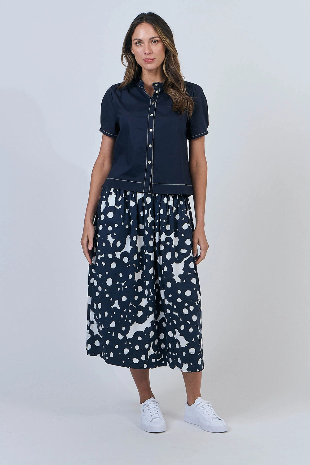 Naturals by O & J Cotton Poplin Top in Ink GA547