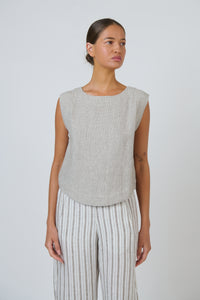 Naturals by O & J Linen Top in Mousse GA581