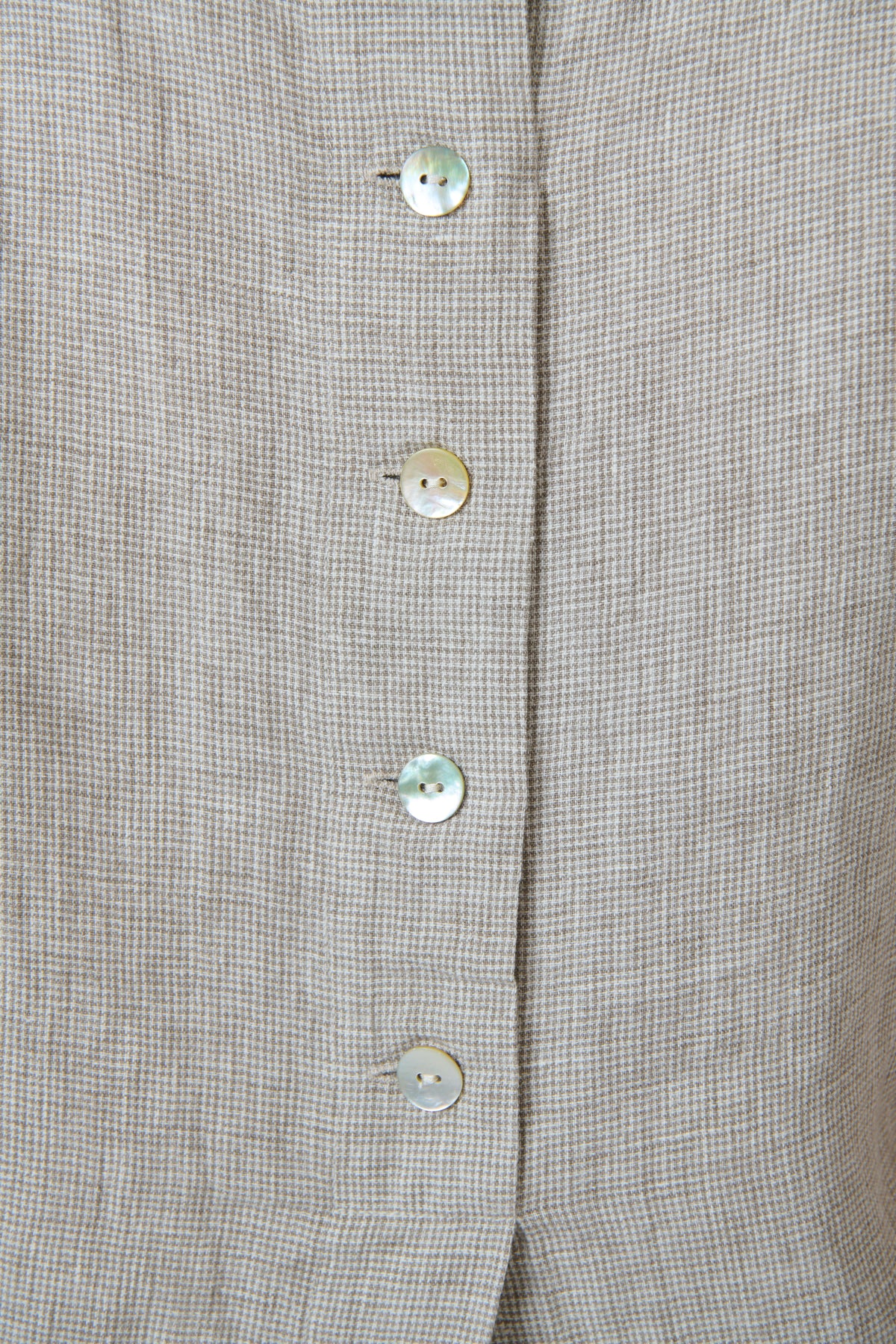 Naturals by O & J Linen Top in Mousse GA581