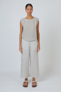 Naturals by O & J Linen Top in Mousse GA581