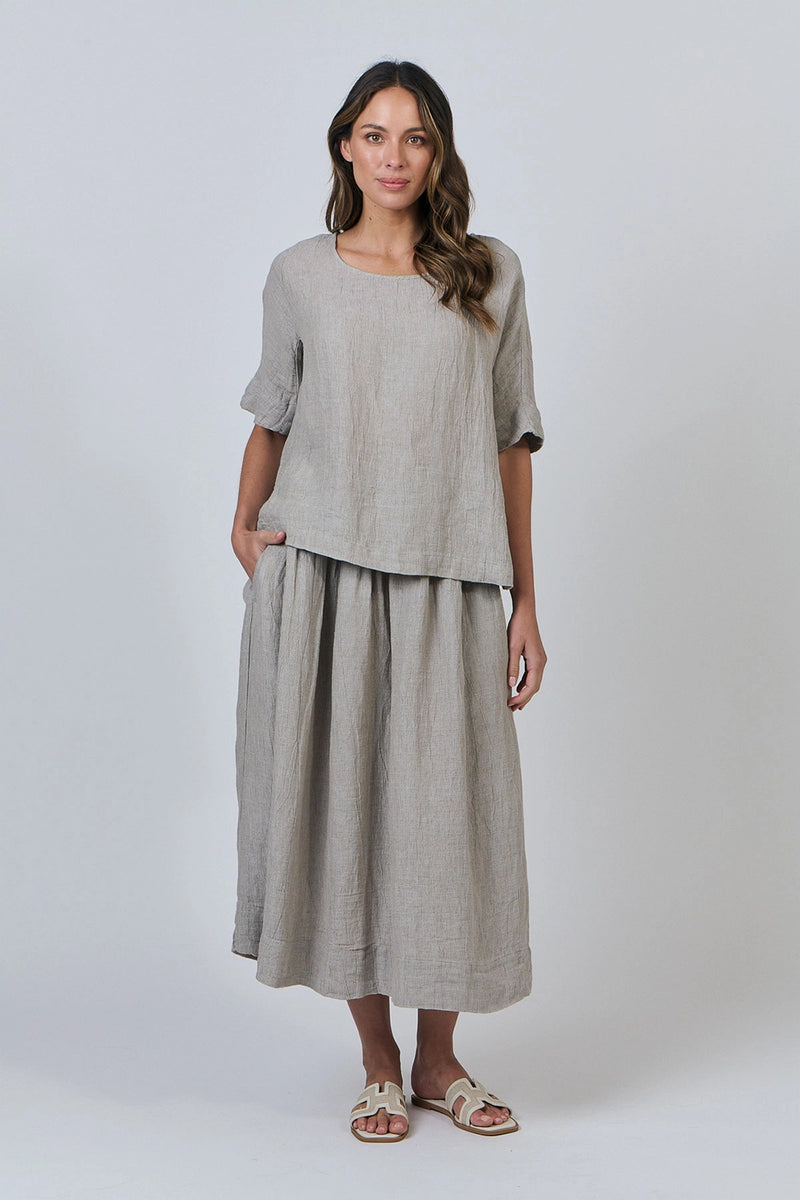 Naturals by O & J Linen Top in Cement GA585