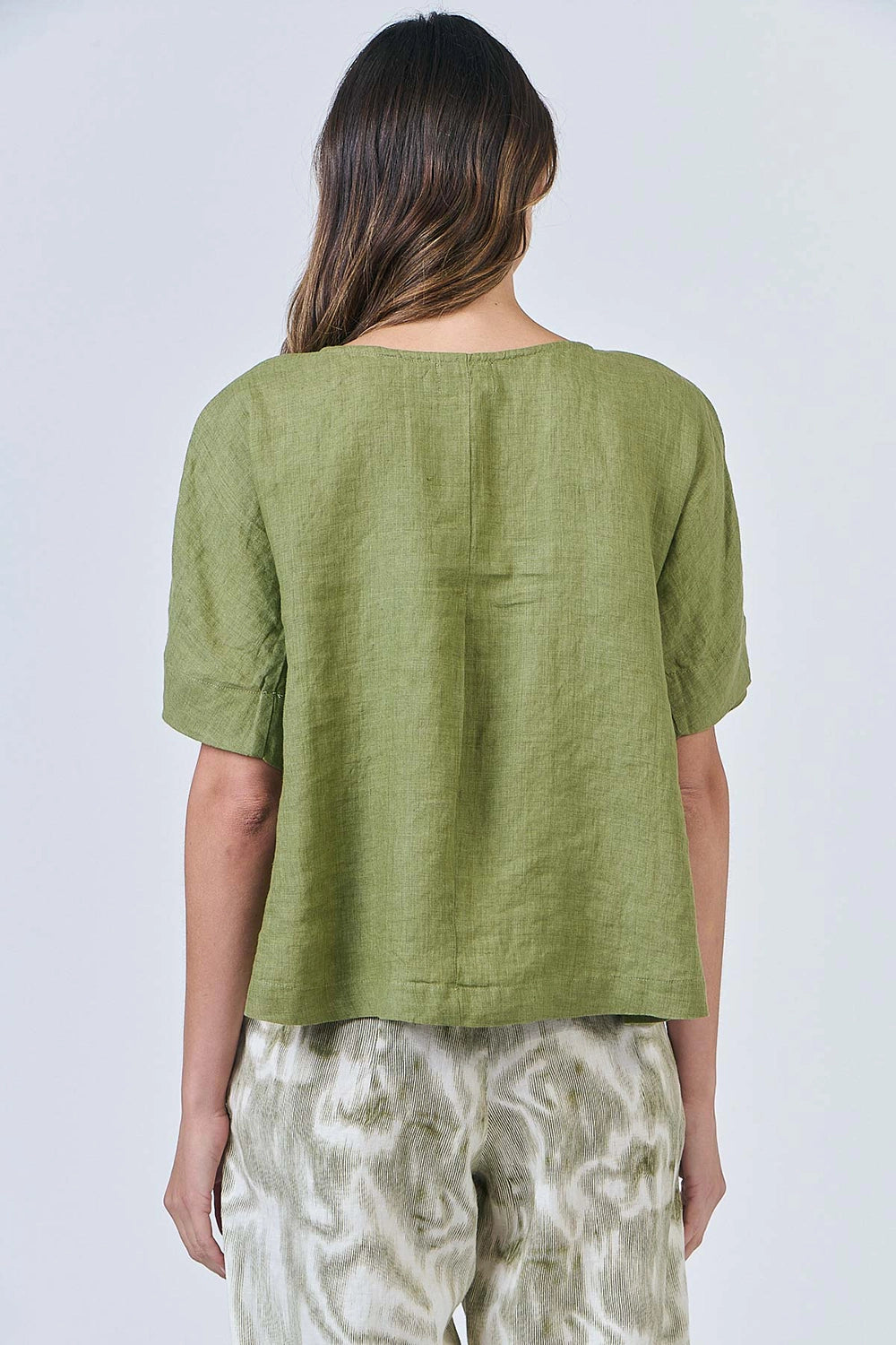 Naturals by O & J Linen Top in Moss GA585