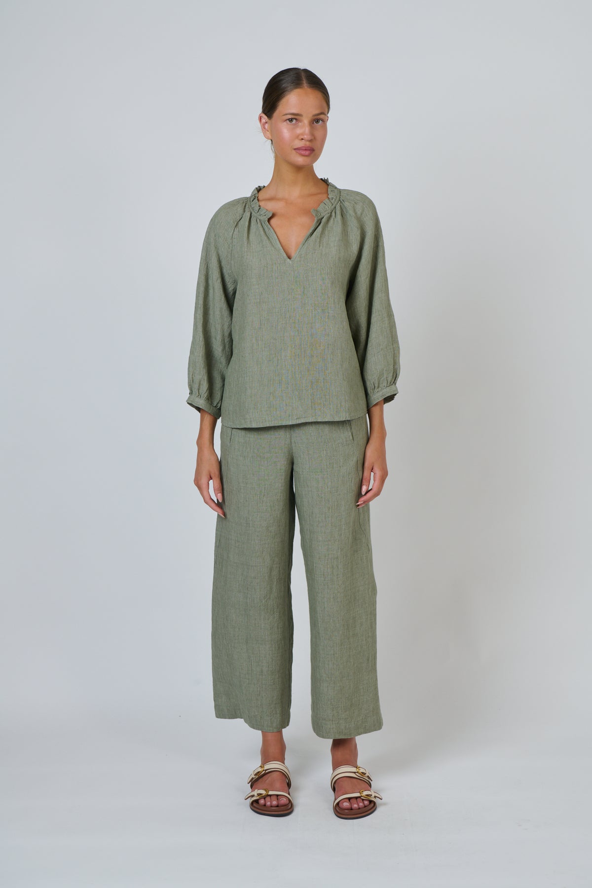 Naturals by O & J Linen Pants in Artichoke GA398