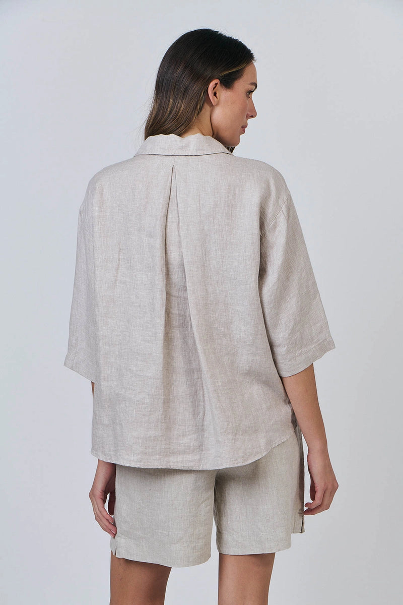 Naturals by O & J Linen Top in Dune GA596