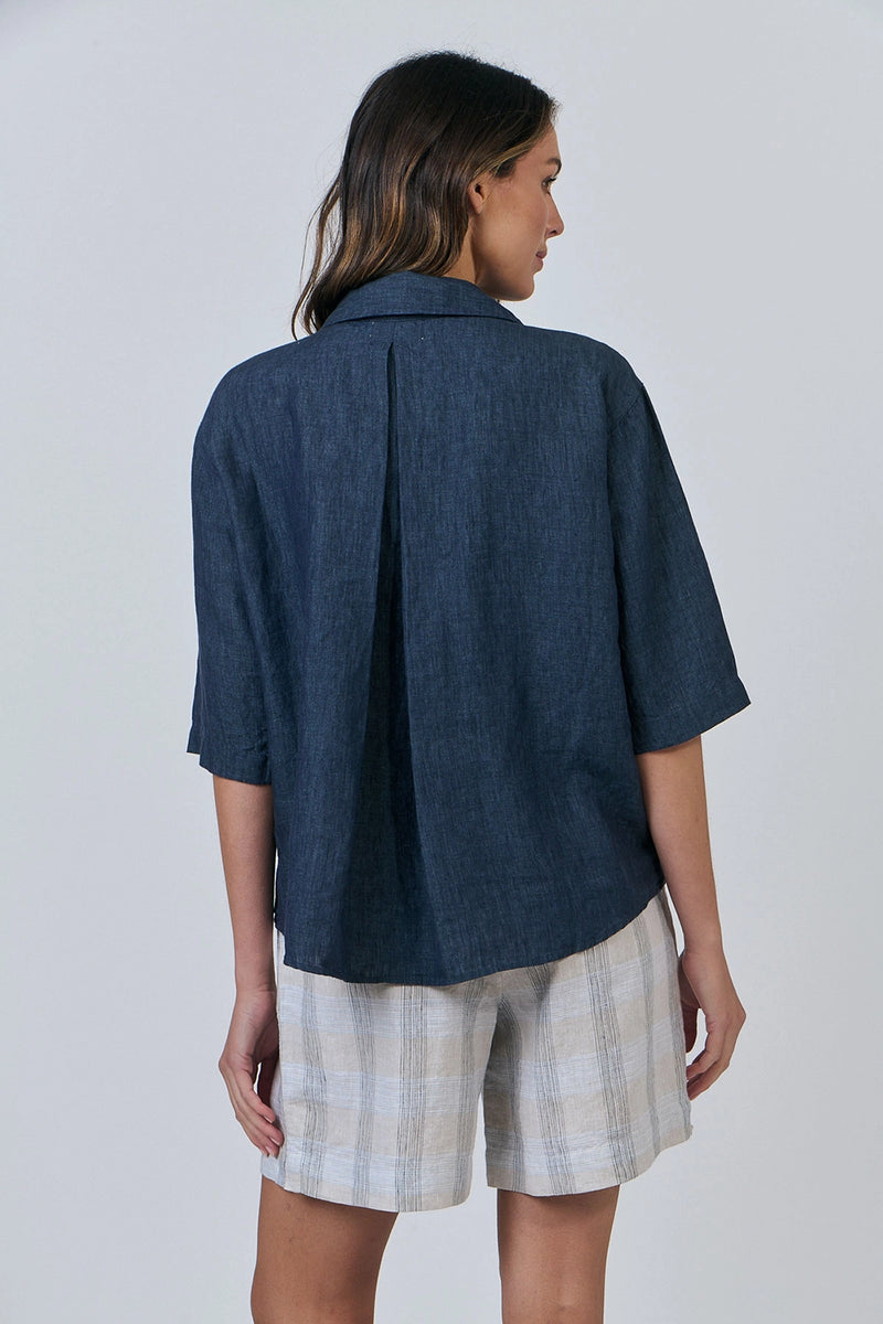 Naturals by O & J Linen Top in Poseidon GA596