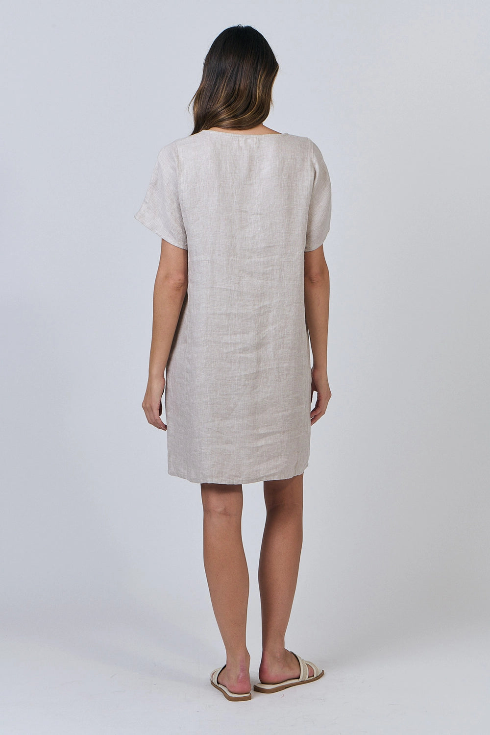Naturals by O & J Linen Dress in Dune GA603