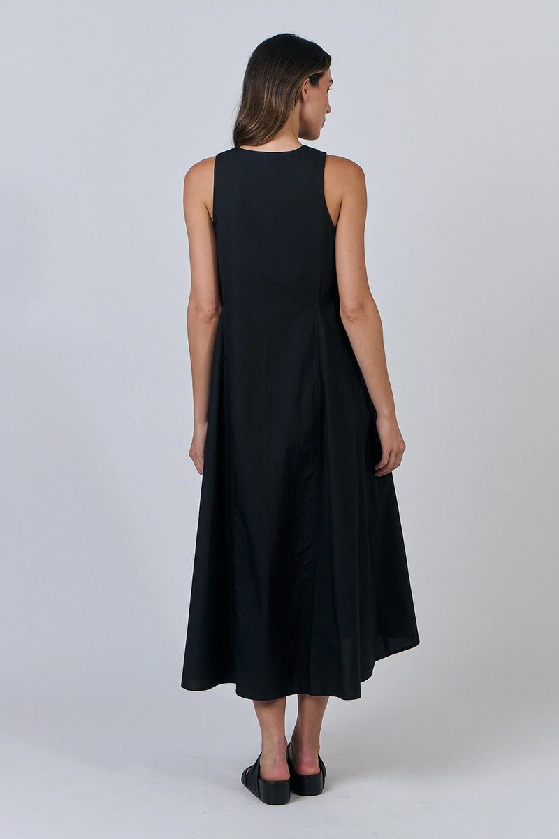 Naturals by O & J Linen Dress in Black GA605