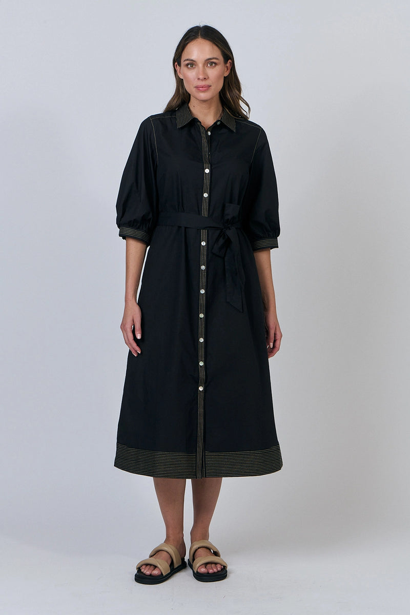 Naturals by O & J Linen Dress in Black GA607