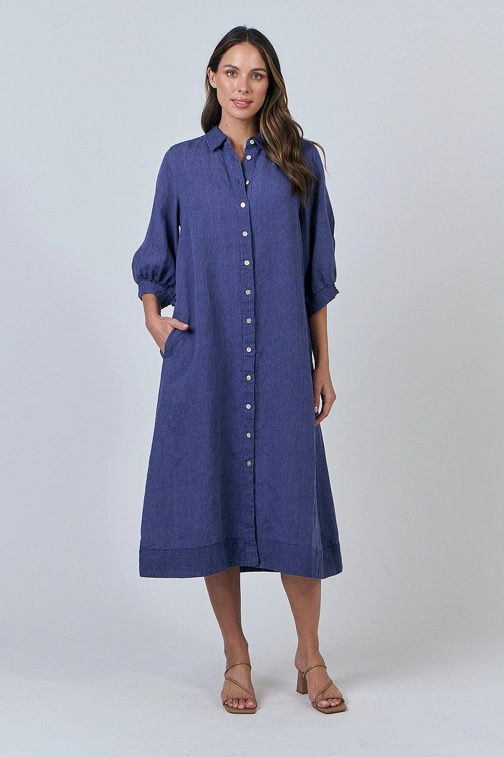 Naturals by O & J Linen Midi Dress in Blueberry GA607