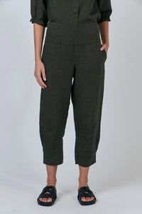 Naturals by O & J Linen Pants in Licorice GA615