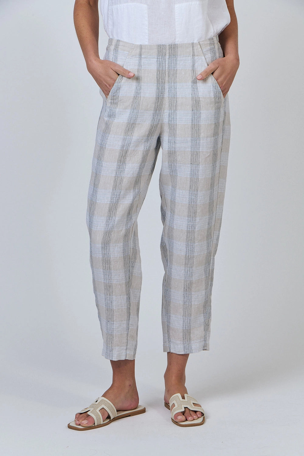 Naturals by O & J Linen Pants in Mesh GA619