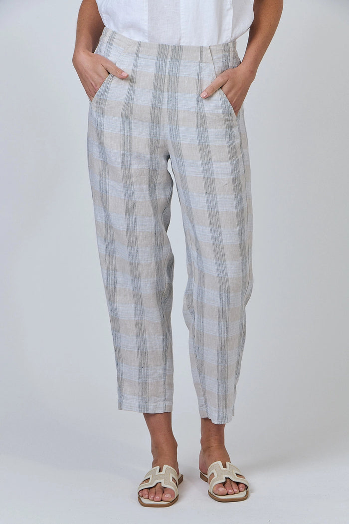 Naturals by O & J Linen Pants in Mesh GA619