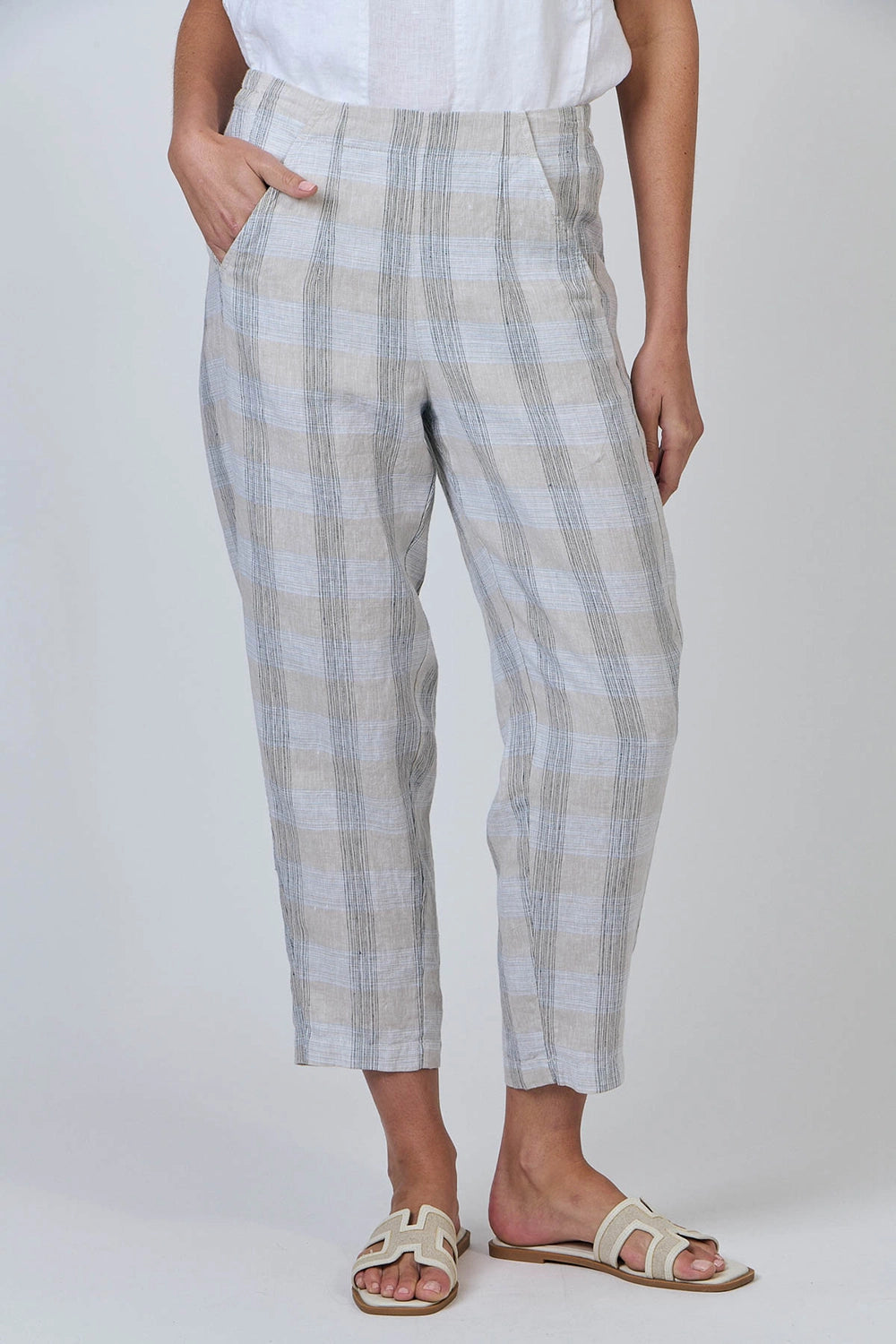 Naturals by O & J Linen Pants in Mesh GA619