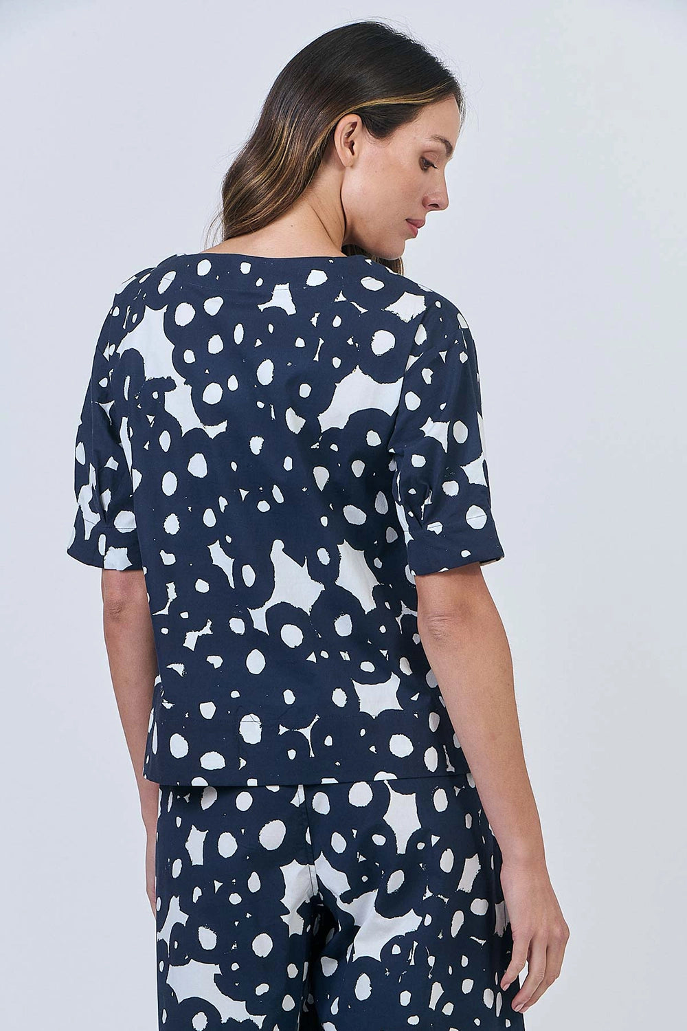 Naturals by O & J Cotton Top in Ink Barnacles GA623