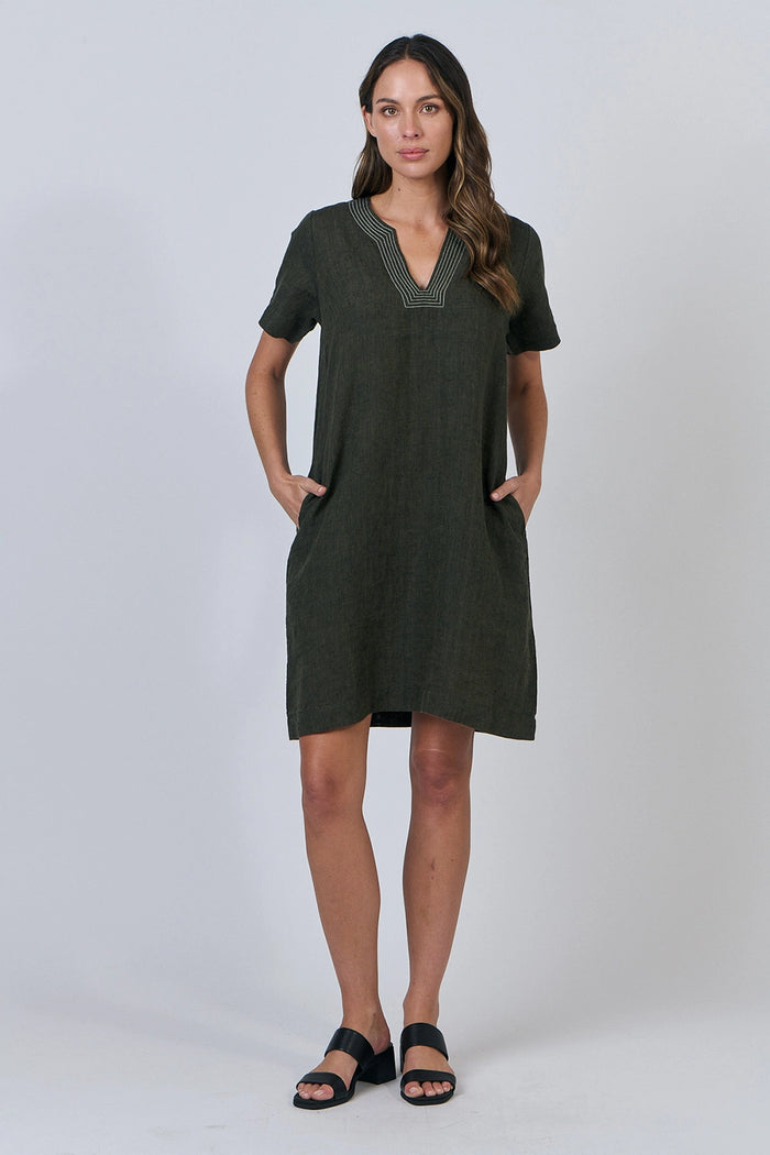 Naturals by O & J Linen Dress in Licorice GA627