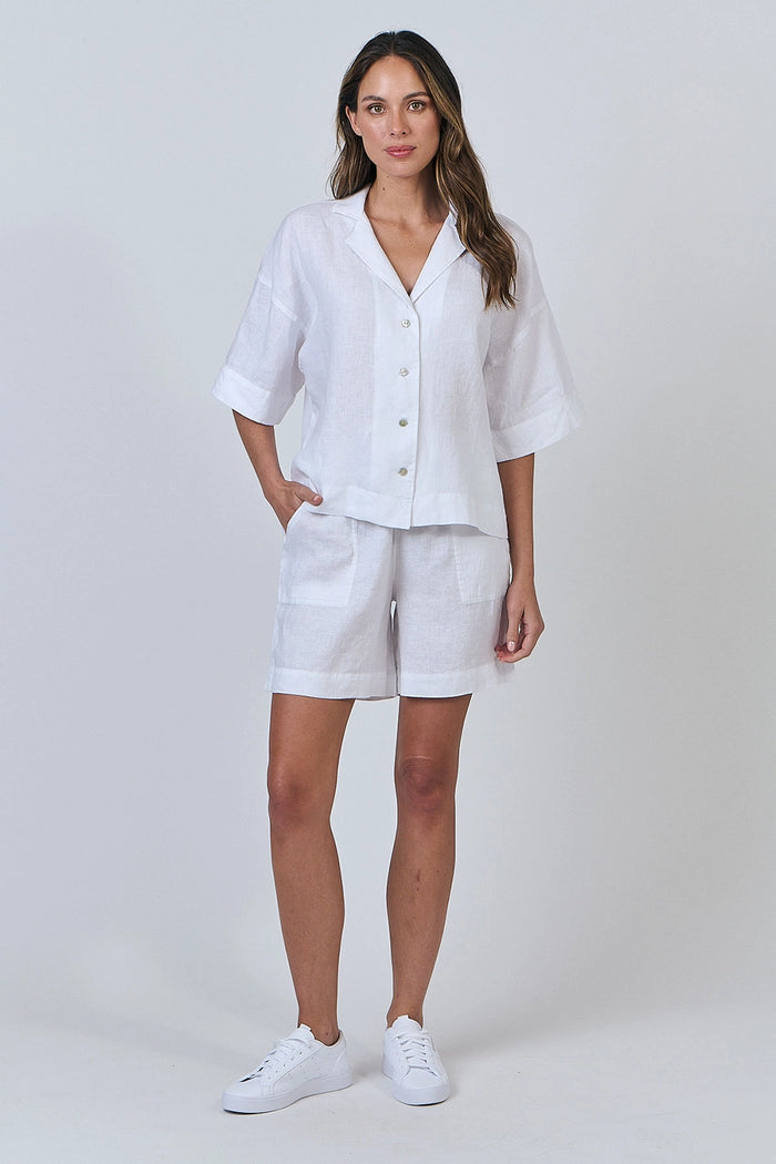 Naturals by O & J Linen Shirt in White GA640