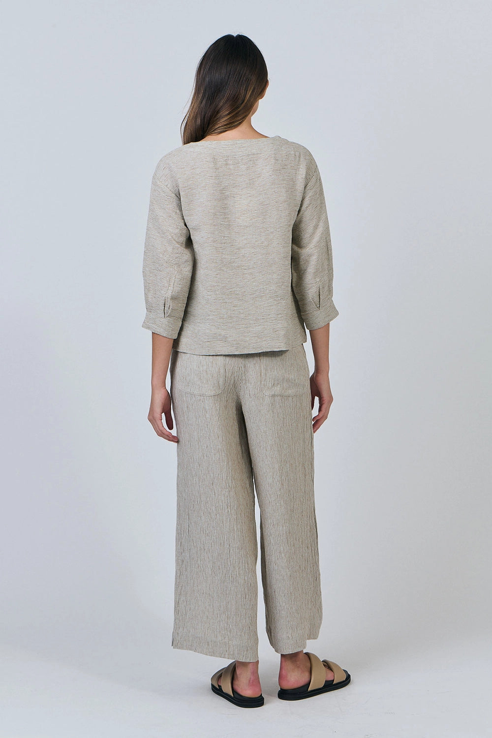 Naturals by O & J Linen Top in Blister GA641