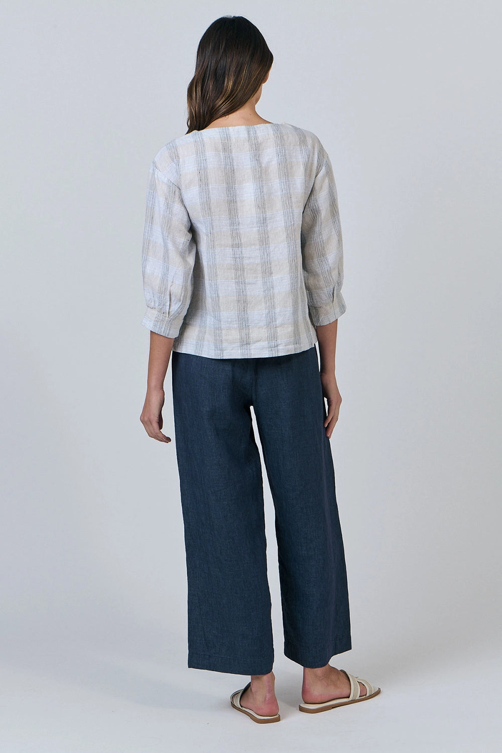 Naturals by O & J Linen Pants in Poseidon GA398