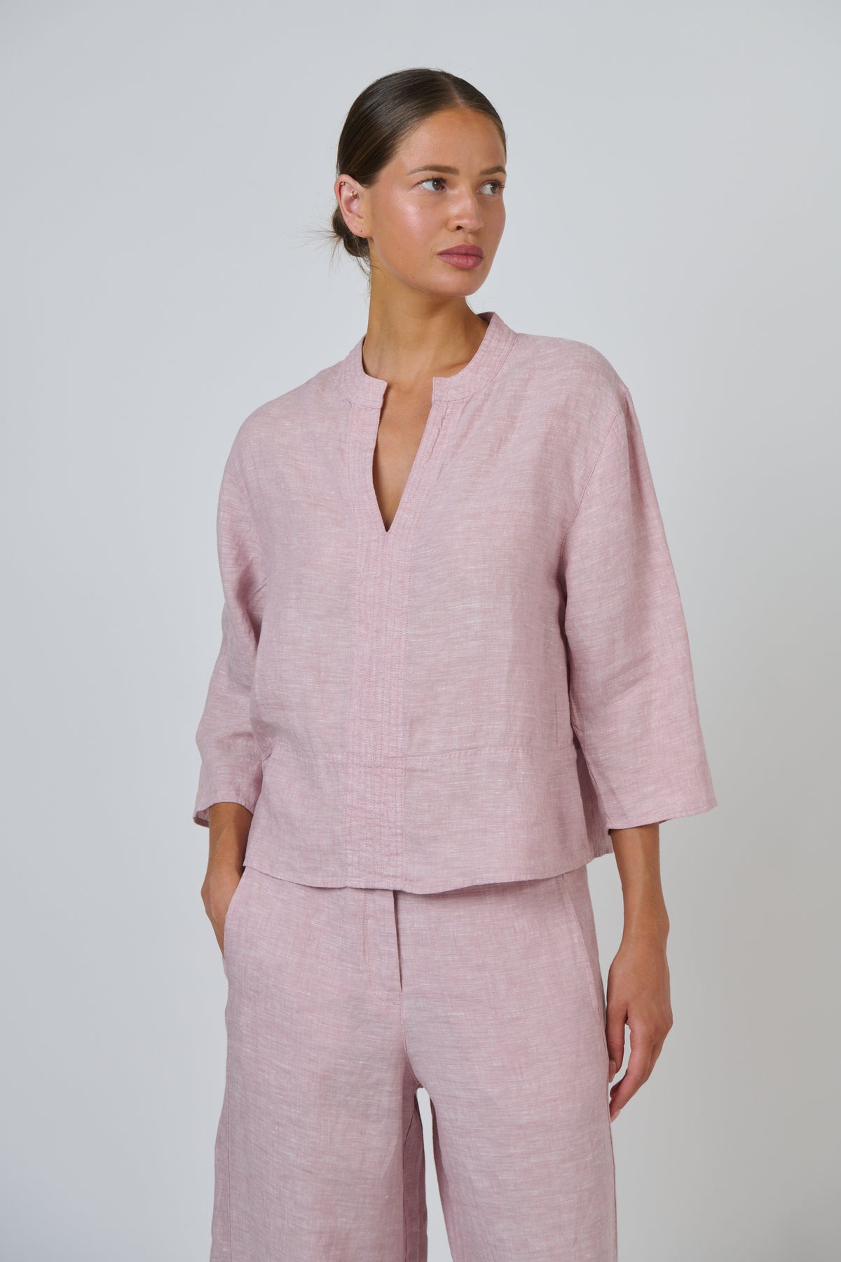 Naturals by O & J Linen Top in Radish GA668
