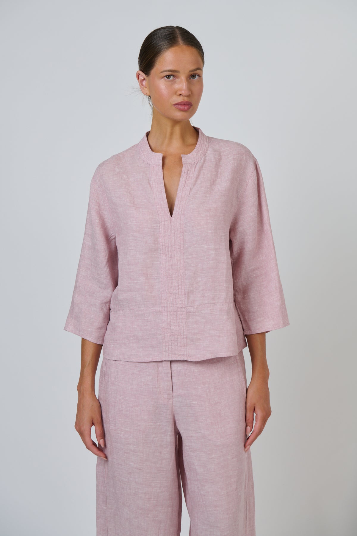 Naturals by O & J Linen Top in Radish GA668