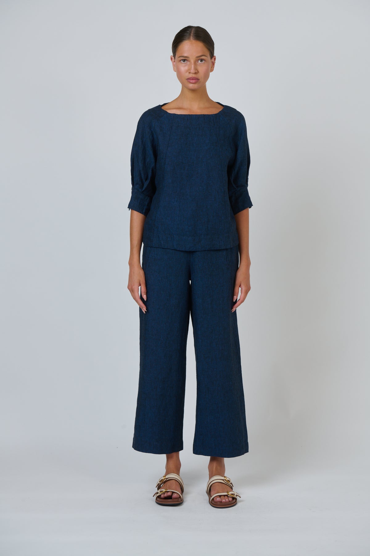 Naturals by O & J Linen Pant in Eclipse GA398