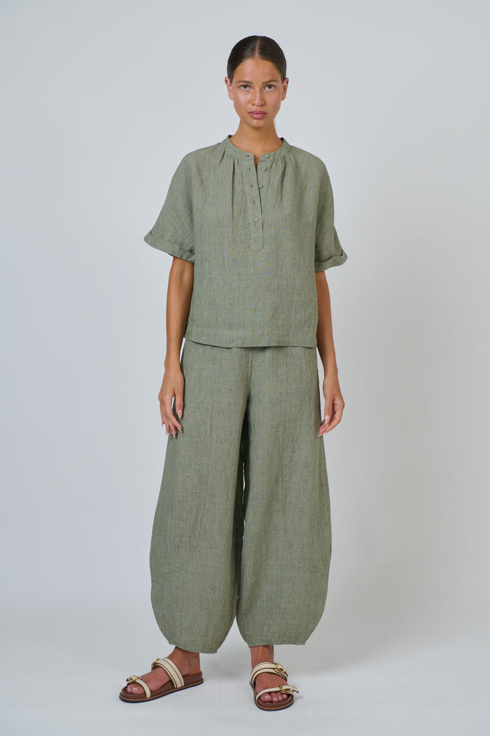 Naturals by O & J Linen Pants in Artichoke GA714
