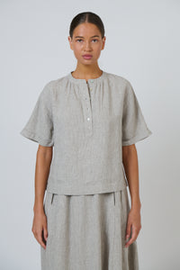 Naturals by O & J Linen Top in Mousse GA689