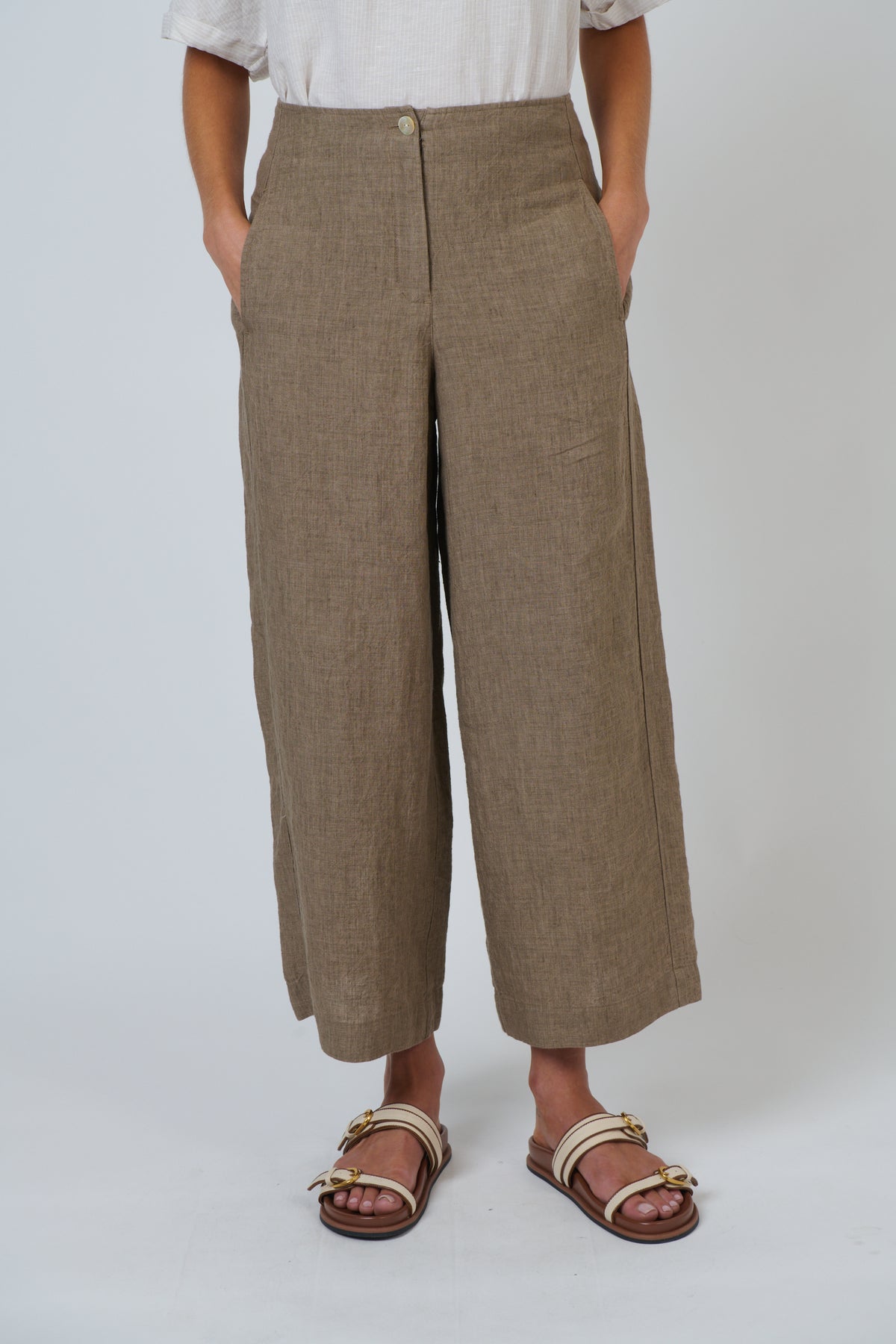Naturals by O & J Linen Pants in Agate GA698