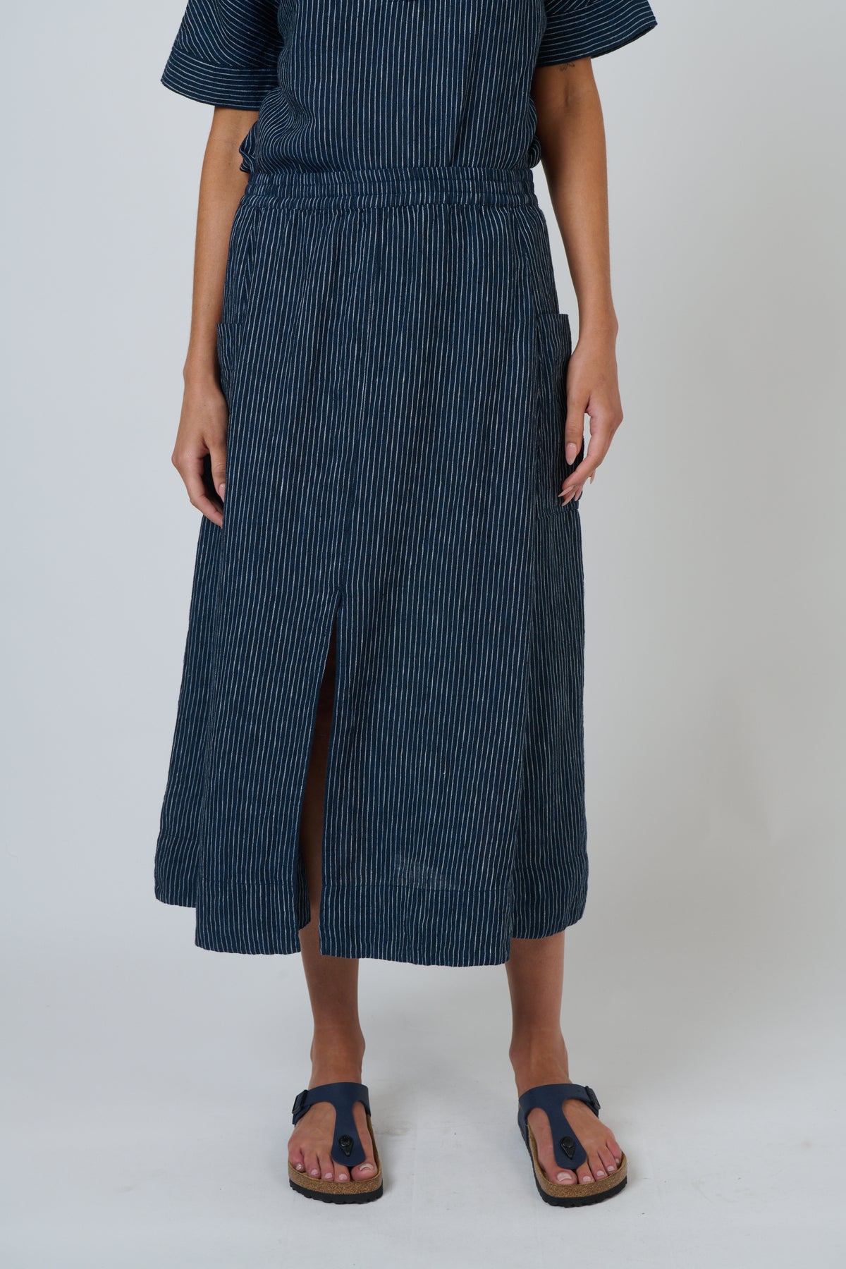 Naturals by O&J Linen Skirt in Streamlined GA709